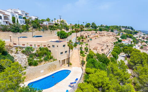 Sol Moraira: Udvej, Villa, Altan, Badeby, Estate, Hotel, Ferieby, Eco Hotel, Udendørs Møbler, Svømmepøl