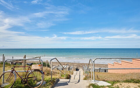 Riviera: Blå, Vand, Strand, Krop Af Vand, Kyst, Hav, Horisont, Coastal Og Oceaniske Landskabsformer, Cykel