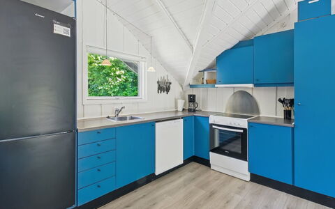Tenna - 30Km from the Sea: Indretning, Gulvbelægning, Køkken, Træ, Loft, Countertop, Etage, Større Bandage, Køkken Apparat, Møbel