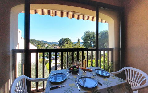 La Bressado: Altan, Veranda, Køkken & Spisebord, Villa, Hacienda, Eco Hotel, Baluster