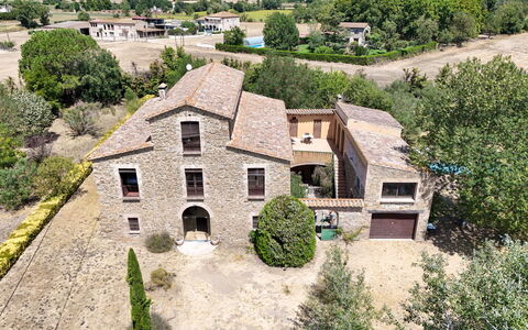 Mas Nualart: Bygning, Vindue, Hus, Hjem, Boligområde, Facade, Arkitektur, Estate, Tag, Sommerhus