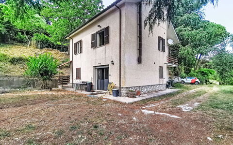 La Casa dei Cedri: Boligområde, Hjem, Lejlighed, Urban Design, Altan, Skygge, Dagslys, Gips