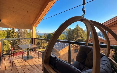 02 Nth056 18G Sup Chalet mit Sauna und Hot Tub 2 e: Træ, Bejdse, Hårdttræ, Veranda, Klarlak, Bjælkehytte, Tømmer, Altan, Planke, Dæk
