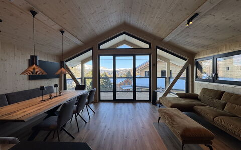 02 Nth052 18C Sup Chalet mit Sauna und Hot Tub 2 e: Hus, Busk, Hjem, Boligområde, Estate, Sommerhus, Hacienda, Gård, Skygge, Lawn