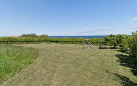 Anelia - 400M from the Sea: Hus, Busk, Hjem, Boligområde, Estate, Sommerhus, Hacienda, Gård, Skygge, Lawn