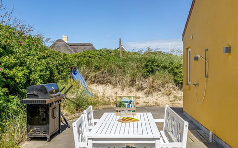 Lars - 350M from the Sea: Hus, Busk, Hjem, Boligområde, Estate, Sommerhus, Hacienda, Gård, Skygge, Lawn
