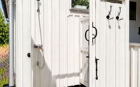 Havsdrömmen: Hus, Busk, Hjem, Boligområde, Estate, Sommerhus, Hacienda, Gård, Skygge, Lawn