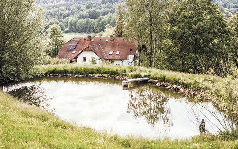 U Šenkýře Mikeše: Krop Af Vand, Naturlige Landskab, Vandløb, Landskab, Bank, Hus, Landdistrikt, Dam, Hjem