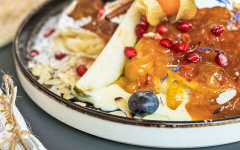 Máchova Roubenka: Mad, Ingrediens, Bordservice, Fremstille, Frugt, Dessert, Morgenmad