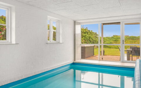 Algut - 200M from the Sea