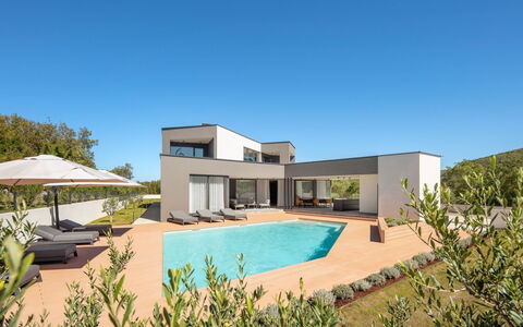 Villa H2: Hjem, Estate, Svømmepøl, Stuehus, Landscaping, Villa, Design, Eco Hotel, Mansion