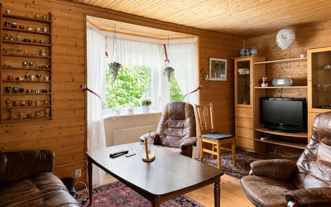 Lyckan: Møbel, Indretning, Gulvbelægning, Træ, Etage, Loft, Værelse, Stue, Couch, Belysning