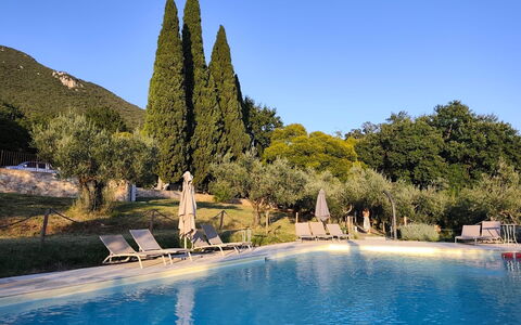 Villa Santa Chiara: Fritid, Hill Station, Svømmepøl, Eco Hotel, Ferie, Ferieby, Udvej
