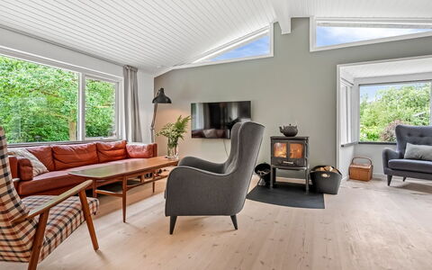 Ry 601: Indretning, Møbel, Træ, Gulvbelægning, Loft, Couch, Etage, Stue, Hjem, Trægulve