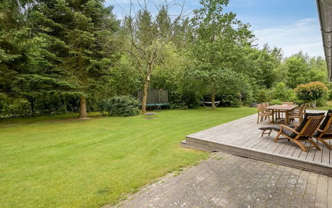 Matthea - 2.9Km from the Sea: Træ, Tag, Hjem, Hus, Arkitektur, Sidespor, Land Lot, Sommerhus, Skur, Garden Bygninger
