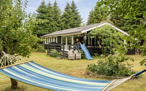 Tarvo - 500M to the Fjord: Have, Land Lot, Lawn, Skygge, Bunddække, Fritid, Sommerhus, Backyard, Gård