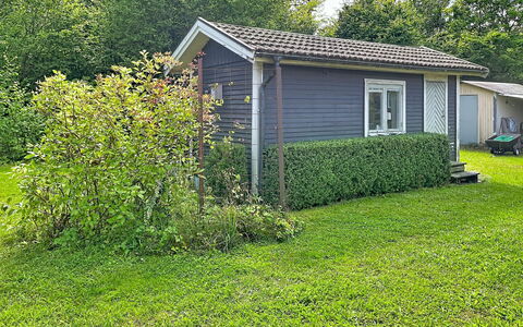 Lötstugan: Græs, Busk, Hus, Sommerhus, Have, Tag, Hjem, Sidespor, Land Lot