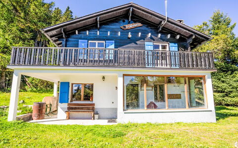 Les Marmottes: Bygning, Hus, Hjem, Sommerhus, Veranda, Tag, Dør, Estate, Stuehus, Altan