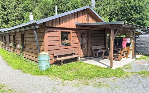 Velke Karlovice 300: Træ, Sommerhus, Tag, Landdistrikt, Bjælkehytte, Garden Bygninger, Skur, Sidespor, Gård, Hårdttræ