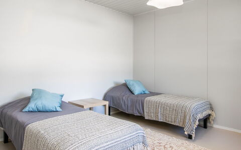 Heinävesi Homes D1: Etage, Gulvbelægning, Indretning, Væg, Træ, Loft, Soveværelse, Værelse, Belysning, Møbel