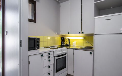 Heinävesi Homes D1: Køkken Apparat, Køkken, Større Bandage, Countertop, Komfur, Gulvbelægning, Husholdningsapparat, Indretning, Cabinetry, Værelse