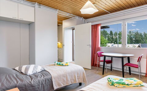 Heinävesi Homes D4: Indretning, Møbel, Væg, Loft, Træ, Gulvbelægning, Etage, Soveværelse, Værelse, Seng