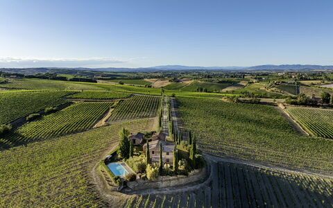 Casale dei 12: Landbrug, Landskab, Land Lot, Plantation, Almindeligt, Landdistrikt, Mark, Landsby, Farm, Fugleperspektiv