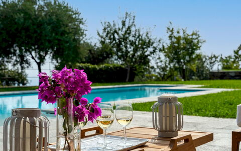 Villa Scirocco 10+2: Møbel, Udendørs Møbler, Bord, Stol, Have, Udendørs Bord, Blomsterkrukke, Gårdhave, Udvej