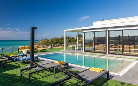 Villa Sabbie Rosse 6: Udvej, Svømmepøl, Skygge, Fritid, Udendørs Møbler, Hotel, Eco Hotel, Villa, Tropics, Strand