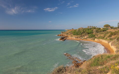 Villa Sabbie Rosse 6: Himmel, Blå, Vand, Krop Af Vand, Kyst, Vandressourcer, Coastal Og Oceaniske Landskabsformer, Horisont, Hav, Naturlige Landskab