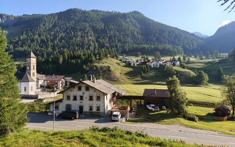 Ferienwohnung Schof: Bjergrige Landskabsformer, Bjerg, Bakke, Hus, Highland, Landskab, Landdistrikt, Bjergkæde, Hill Station, Sommerhus
