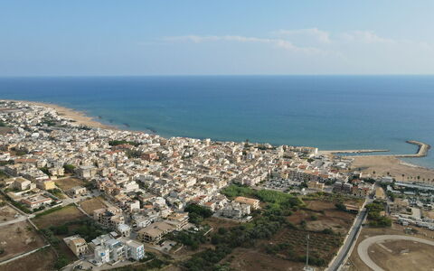 Villa Patrizia: Himmel, Daytime, Horisont, Kyst, Hav, Coastal Og Oceaniske Landskabsformer, Ocean, Kyst, Luftfotografering, Strand