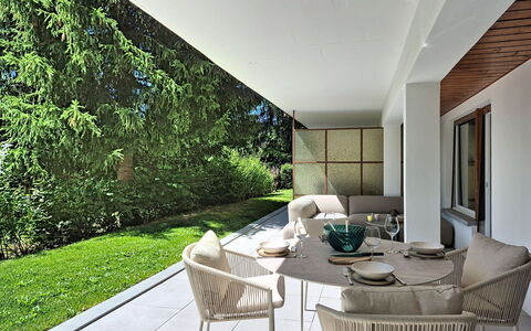 Les Ambassadeurs B 3: Møbel, Stol, Have, Skygge, Landscaping, Naturmateriale, Backyard, Gård, Stue