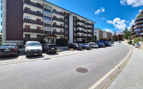 Les Ambassadeurs B 3: Bygning, Lejlighed, Boligområde, City, Kvarter, Arkitektur, Menneskelig Bosættelse, Urban Design, Ejerlejlighed, Altan