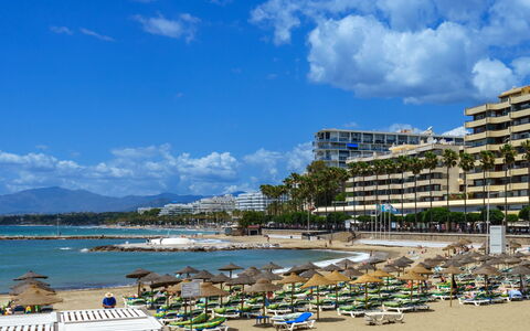 La Quinta Hills: Vand, Krop Af Vand, Kyst, Strand, Sommer, Coastal Og Oceaniske Landskabsformer, Kyst, Hav, Lejlighed, Bank