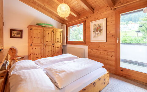 Casa Pleun: Træ, Indretning, Soveværelse, Møbel, Seng, Loft, Hjem, Sengetøj, Sengetøj, Bed Frame
