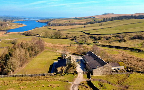 Blackton Farmhouse: Landskab, Græs-, Landdistrikt, Land Lot, Almindeligt, Sommerhus, Eng, Pasture, Landsby, Stenmur