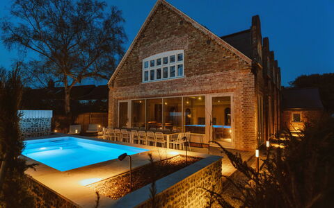 Arc Next-The-Sea: Arkitektur, Hjem, Tag, Estate, Sommerhus, Svømmepøl, Stuehus, Design, Villa, Gård
