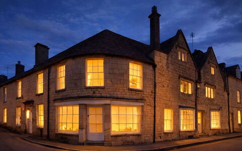 The Painswick Retreat: Plantesamfund, Sollys, Urteagtig Plante, Have, Plantation, Landbrug, Farm