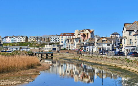 Bude Bolthole: Bygning, Boligområde, Kvarter, Kyst, Bank, Kanal, Coastal Og Oceaniske Landskabsformer, Kyst, Forstad