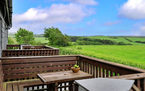 Mucklow, Quinceborough Farm: Træ, Møbel, Bejdse, Hårdttræ, Udendørs Møbler, Prærie, Ranch, Hegn, Altan, Stuehus