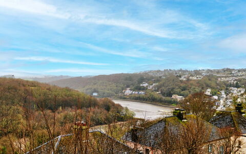 Looe Valley View: Vegetationen, Bakke, Naturlige Landskab, Highland, Landskab, Landdistrikt, Menneskelig Bosættelse, Hill Station, Landsby, Dal