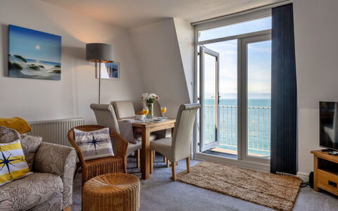 Sea Views Apartment in Ilfracombe: Hav, Ocean, Stol, Kyst