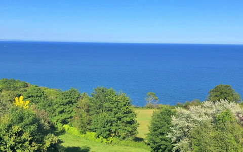 Cliff Lodge: Blå, Himmel, Grøn, Horisont, Vegetationen, Naturlige Landskab, Græs-, Busk, Hav, Sky