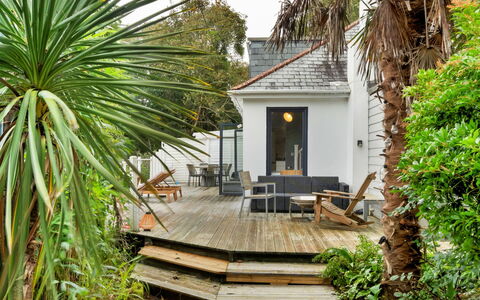 Three Quarter Cottage