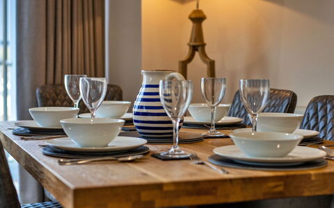 No.1 Sand Banks: Møbel, Bordservice, Bord, Serveware, Tallerkner, Indretning, Plade, Stol, Porcelæn, Spisestue