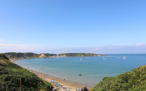Brigwyn: Blå, Vand, Vandressourcer, Krop Af Vand, Kyst, Strand, Coastal Og Oceaniske Landskabsformer, Hav, Kyst, Horisont