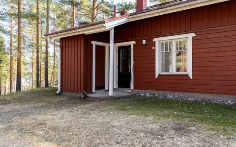 Koli Country Club B 7: Træ, Sommerhus, Sidespor, Hus, Hjem, Tag, Land Lot, Dør, Garden Bygninger, Bjælkehytte