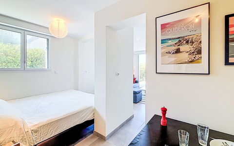 Beg en Aud: Indretning, Gulvbelægning, Møbel, Etage, Loft, Værelse, Seng, Soveværelse, Lejlighed, Hjem