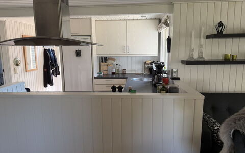 Alkmar - from the Sea: Træ, Gulvbelægning, Etage, Indretning, Møbel, Countertop, Køkken, Værelse, Cabinetry, Køkken Apparat